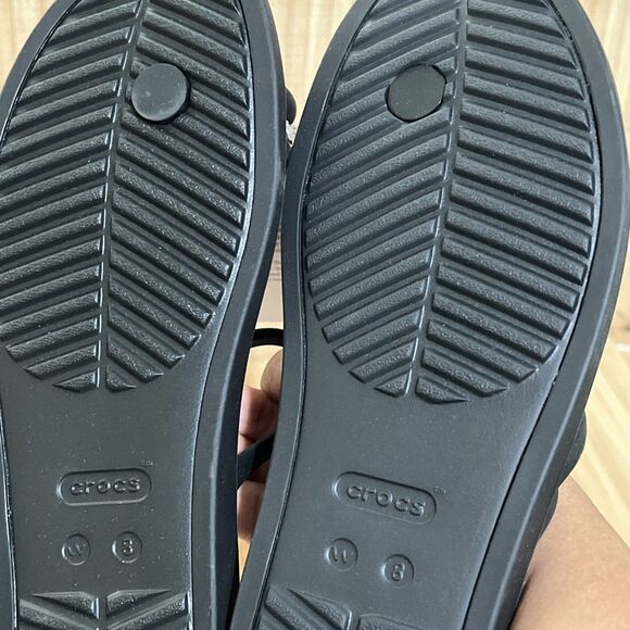 Woman's Sandals Crocs Miami Toe Loop Sandal Color Black Size W8 NWT - Picture 7 of 7